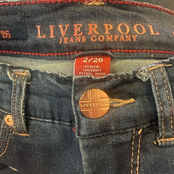 Liverpool Madonna Skinny Legging. Size 2/26” waist - Picture 7 of 8